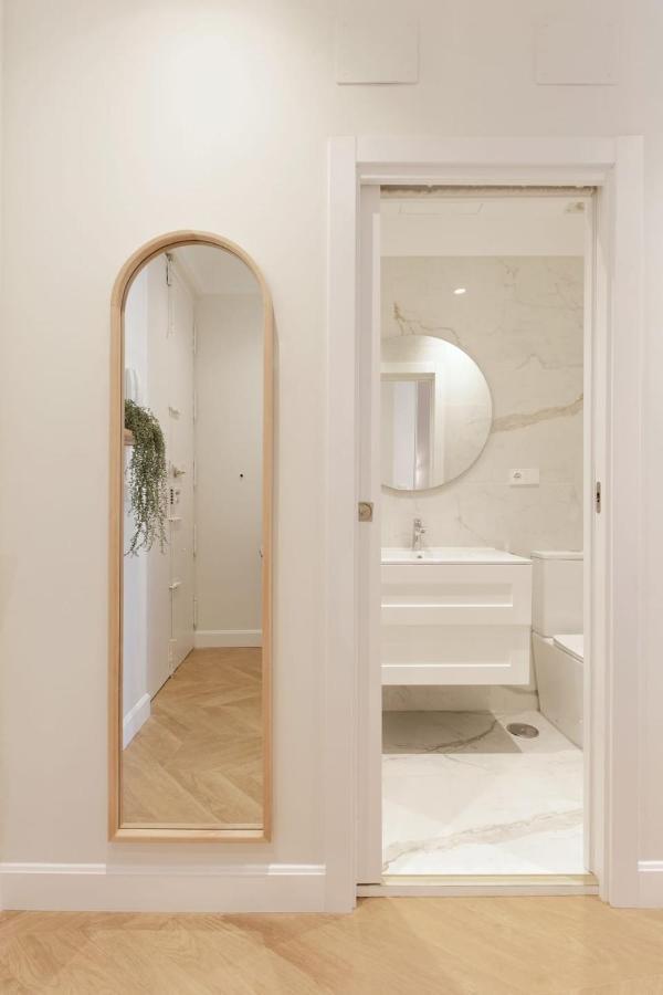Deluxe Apartment Near Gran Via Madrid Dış mekan fotoğraf